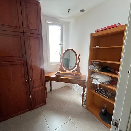 Local 3 Puerto Colon First Line The Loft Coworking Suite Адехе Екстериор снимка