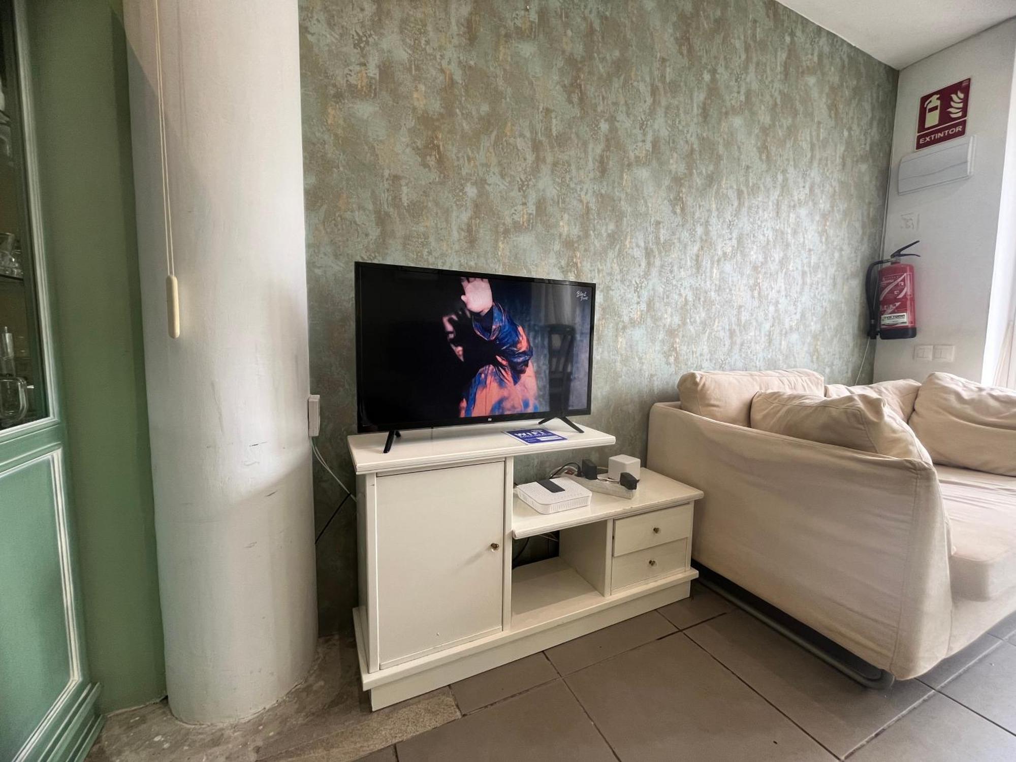 Local 3 Puerto Colon First Line The Loft Coworking Suite Адехе Екстериор снимка